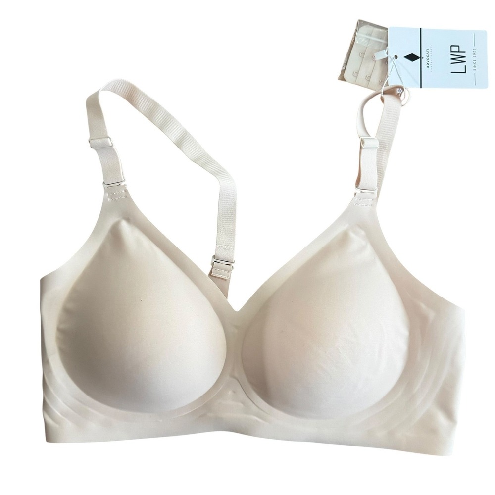 LWP‎ Women Beige Seamless Wirefree Comfort Bra with Extender NWT Size Large